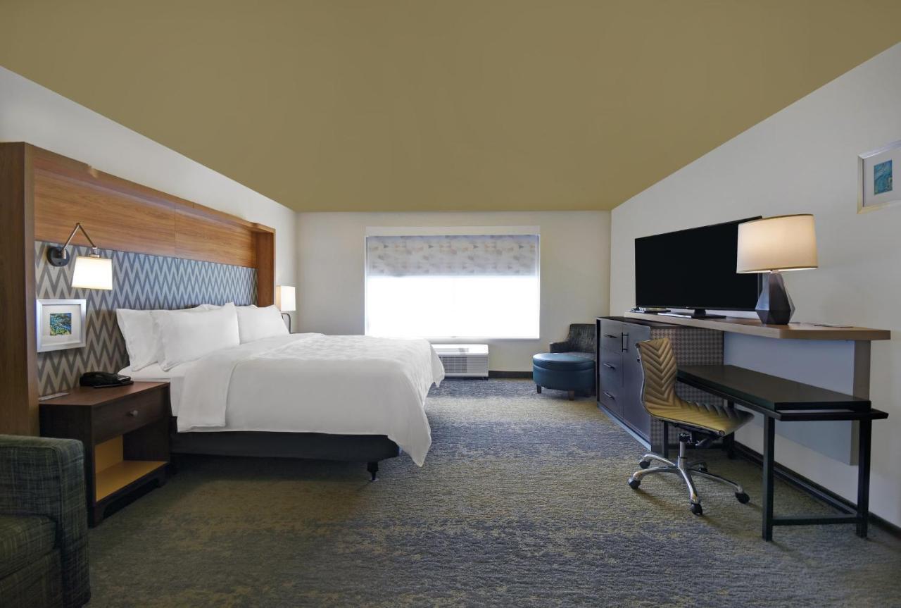 Holiday Inn Grand Rapids North - Walker, An Ihg Hotel Εξωτερικό φωτογραφία